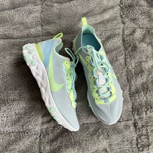 SALE 🎉 Nike React Element sneakers
